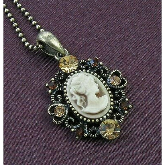 Brown Heart Design CAMEO Necklace Chain Pendant Antique Gold Tone Vintage Style