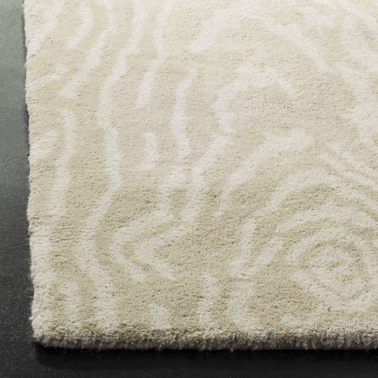 SAFAVIEH Martha Stewart Layered Faux Bois Woodworks Wool Area Rug, Potter's Clay, 8' x 10'