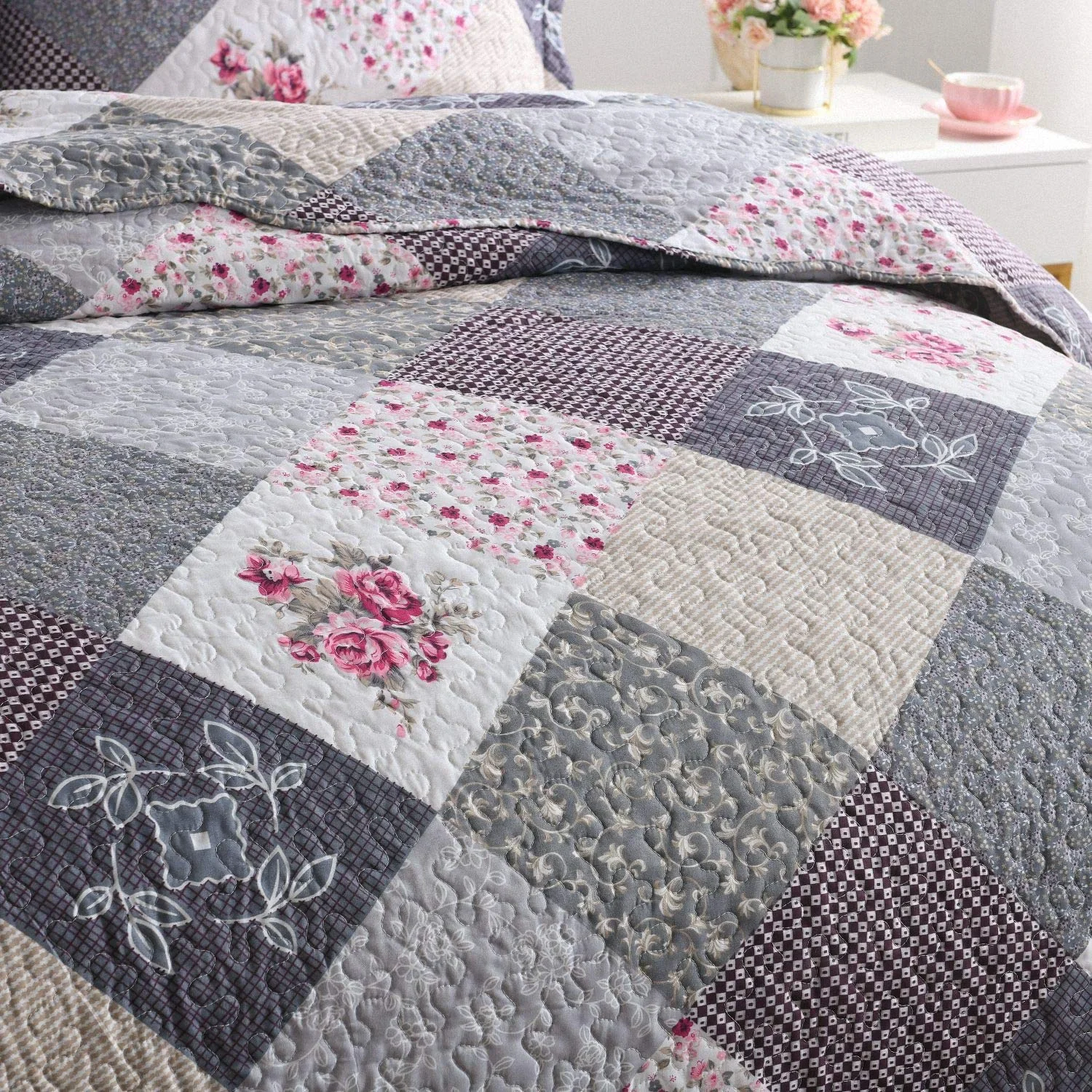 EWAYBY King Quilt Bedding Set 3-Piece Bedspread Coverlet Set Reversible Floral Patchwork Quilt Sets, Gray