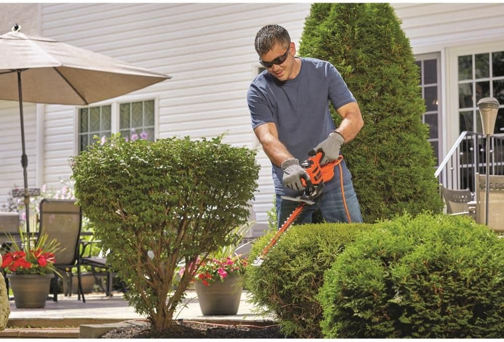 16-Inch Dual-Action Hedge Trimmer with Sawblade for Garden and Lawn Care