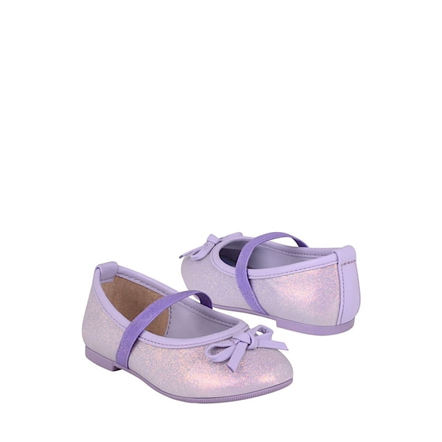 zapatos casuales niña tropicana 97005 glitter morado Zapatos escolares para niña color morado con acabado glitter, estilo bailarina de punta redonda, correa elástica sobre el empeine y moño decorativo frontal; suela baja y ribete lateral, dos pares en vista 3/4 sobre fondo blanco. Adecuados también para eventos infantiles o vestimenta casual.