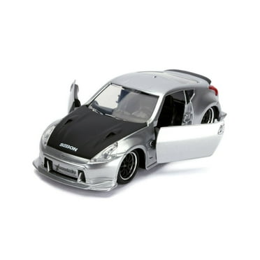 Gisele's Nissan Nissan 370 Hardtop, Fast and Furious - Jada Toys 31852 - 1/32 scale Diecast Model Toy Car