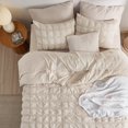 thumbnail image 2 of Juego de ropa de cama Bedsure Bed in a bag, tamaño queen, 7 piezas, a cuadros, color beige, 2 of 7
