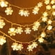 thumbnail image 4 of Luces navideñas, cadena de luces con forma de copo de nieve a batería de 20 pies y 40 LED para jardín y dormitorio, 4 of 5