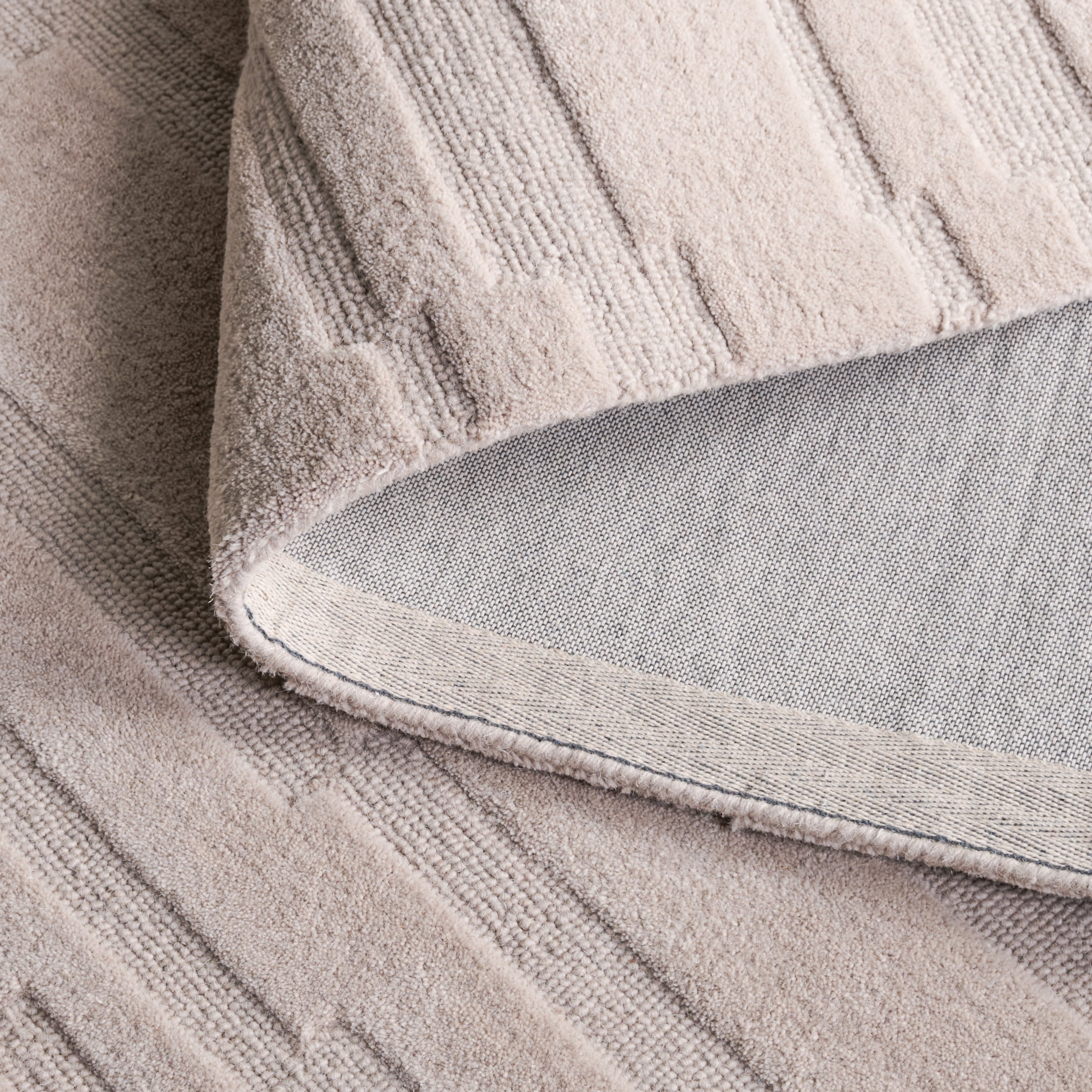 SAFAVIEH Chatham Emory Solid Area Rug, Beige, 6' x 9'