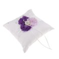 thumbnail image 1 of Almohada de Anillo de Bodas Gloria con Lentejuelas Morado, 1 of 9