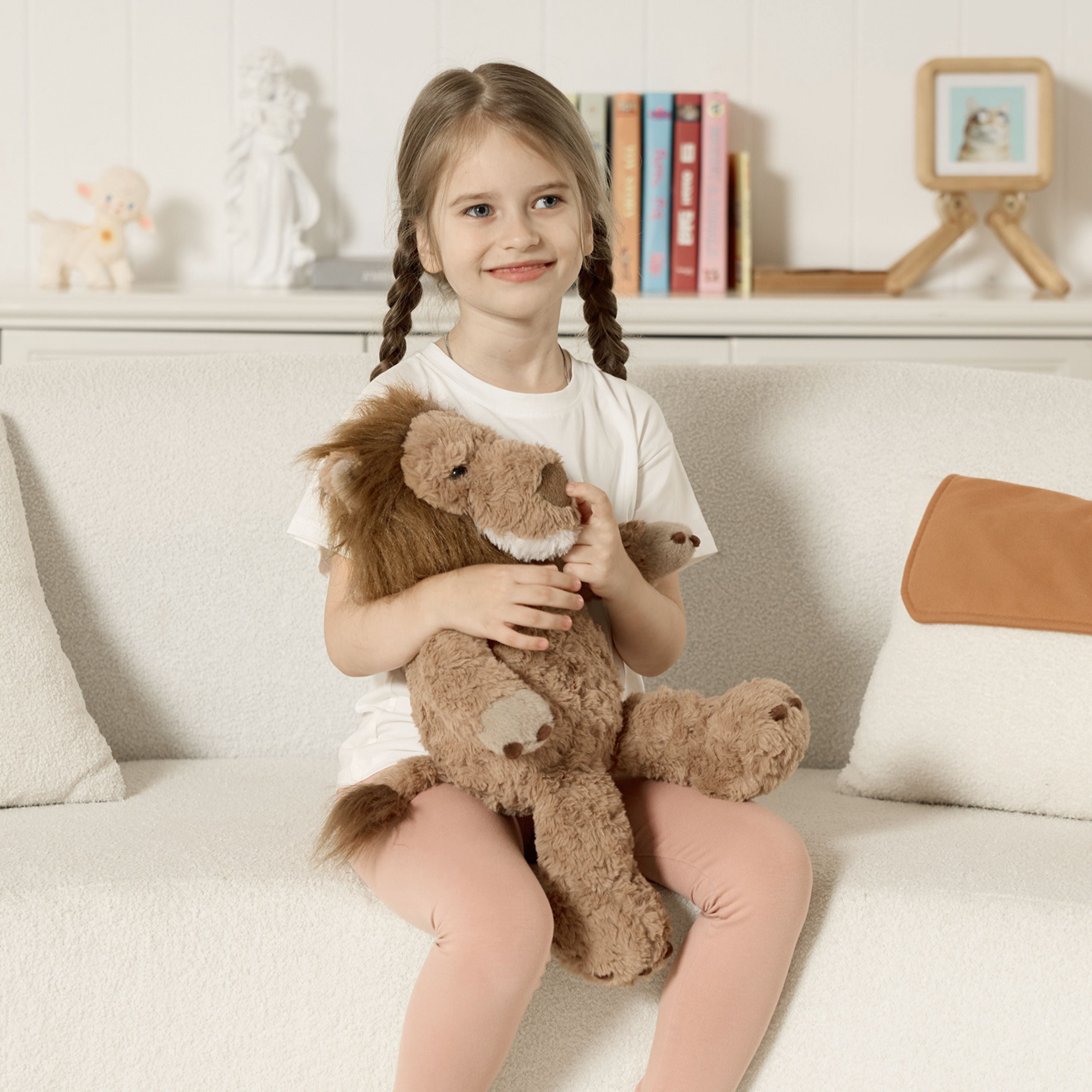 Muiteiur 17.7'' Lion Stuffed Animal Large Lion Plush Toy