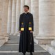 thumbnail image 1 of IDEANATEGRATE De Graduación Con Cruz Bordada En Satén Negro Para Ceremonia Religiosa, 1 of 7