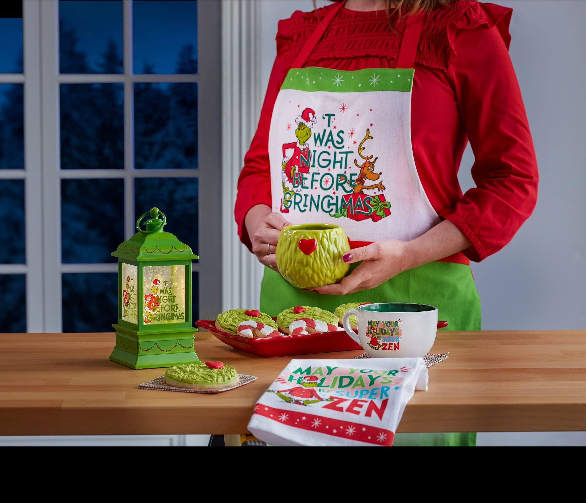 Enesco Apron, Night Before Grinchmas (6013494)