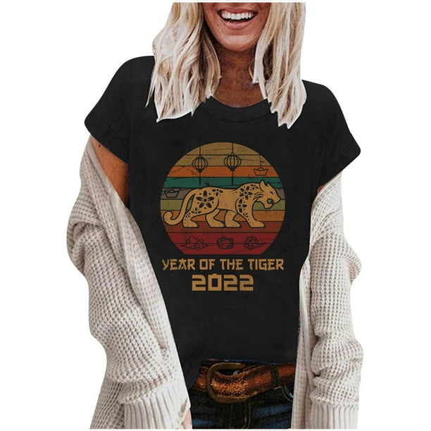 Blusa informal de manga corta con estampado de año nuevo y cuello redondo para mujer Fridja gope3244