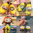 thumbnail image 3 of Un gran llavero con voz de gato banana que llora y que emite un chillido de maullido de banana., 3 of 4