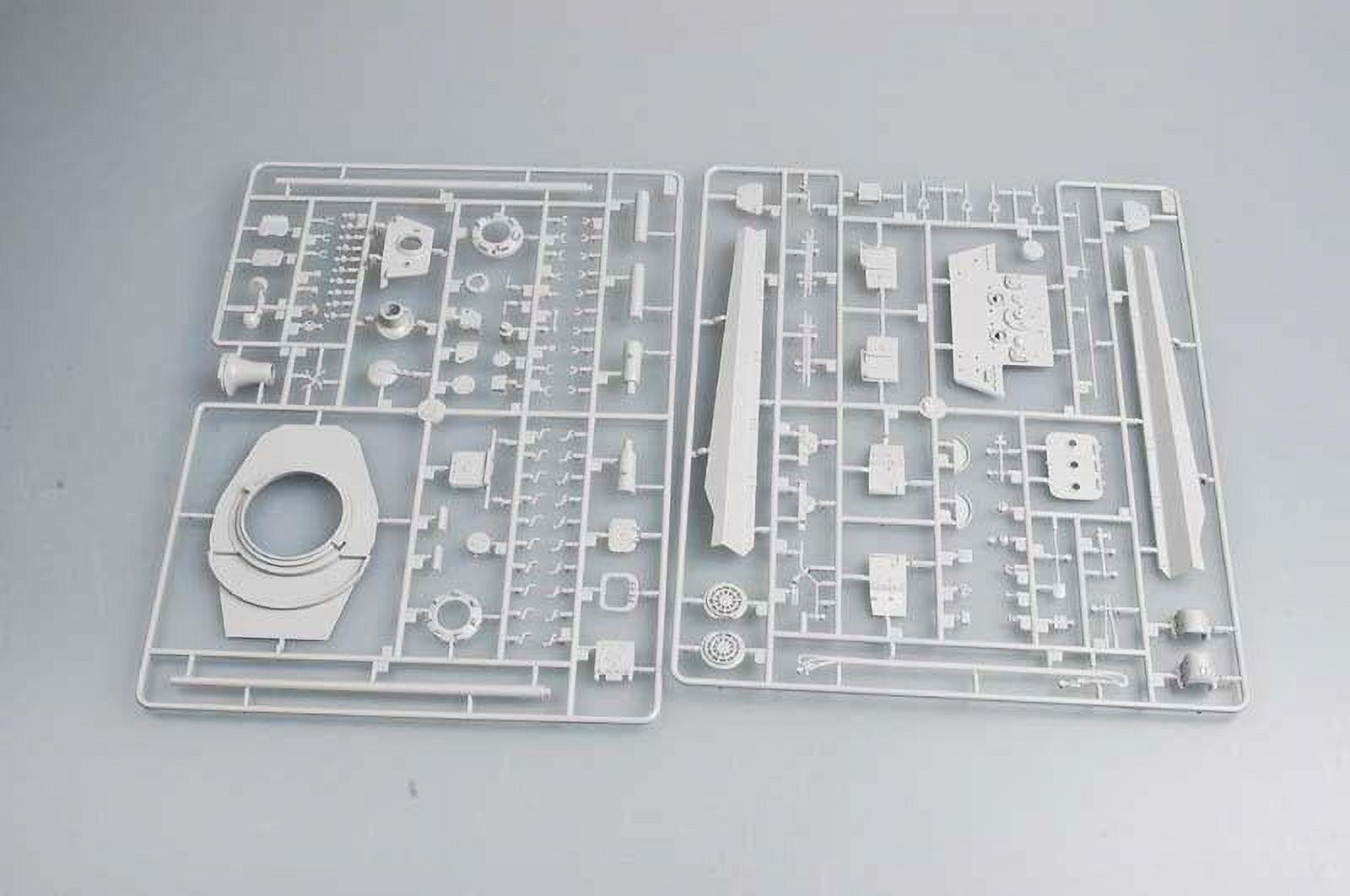 Trumpeter 1/35 01538 world war 2 Germany E75 tank kit building model kit E-75