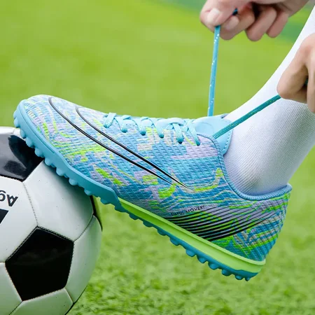 

GEDER-SA Unisex Professional TF Soccer Shoes Lightweight Breathable Football Cleats Lace Up Turf Soccer Cleats For Competition Training Athletic