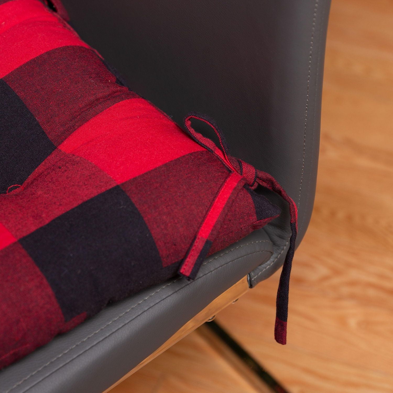 Fabstyles Buffalo Check Chair Pad with 100% Tufted Cotton Cover