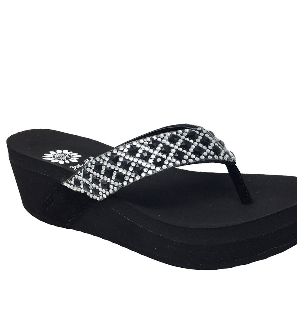 yellow box flip flops size 6