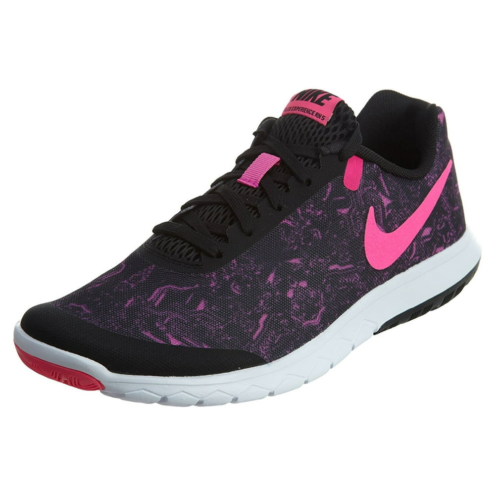 does nike women's run small