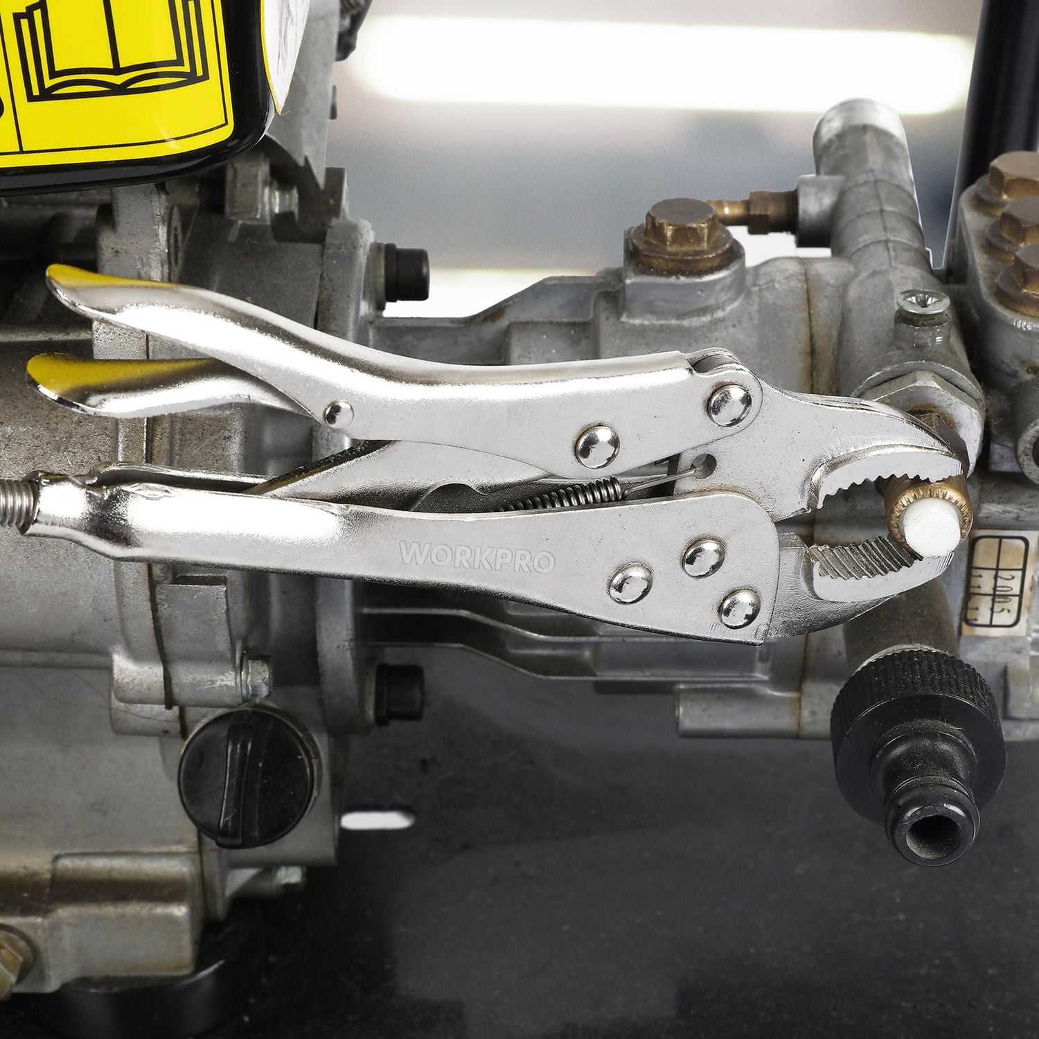 WorkPro 5" Curved Jaw Locking Pliers, Quick release