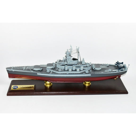 USS Massachusetts BB-59 South Dakota Class Battleship, 24-inch Mahogany Model