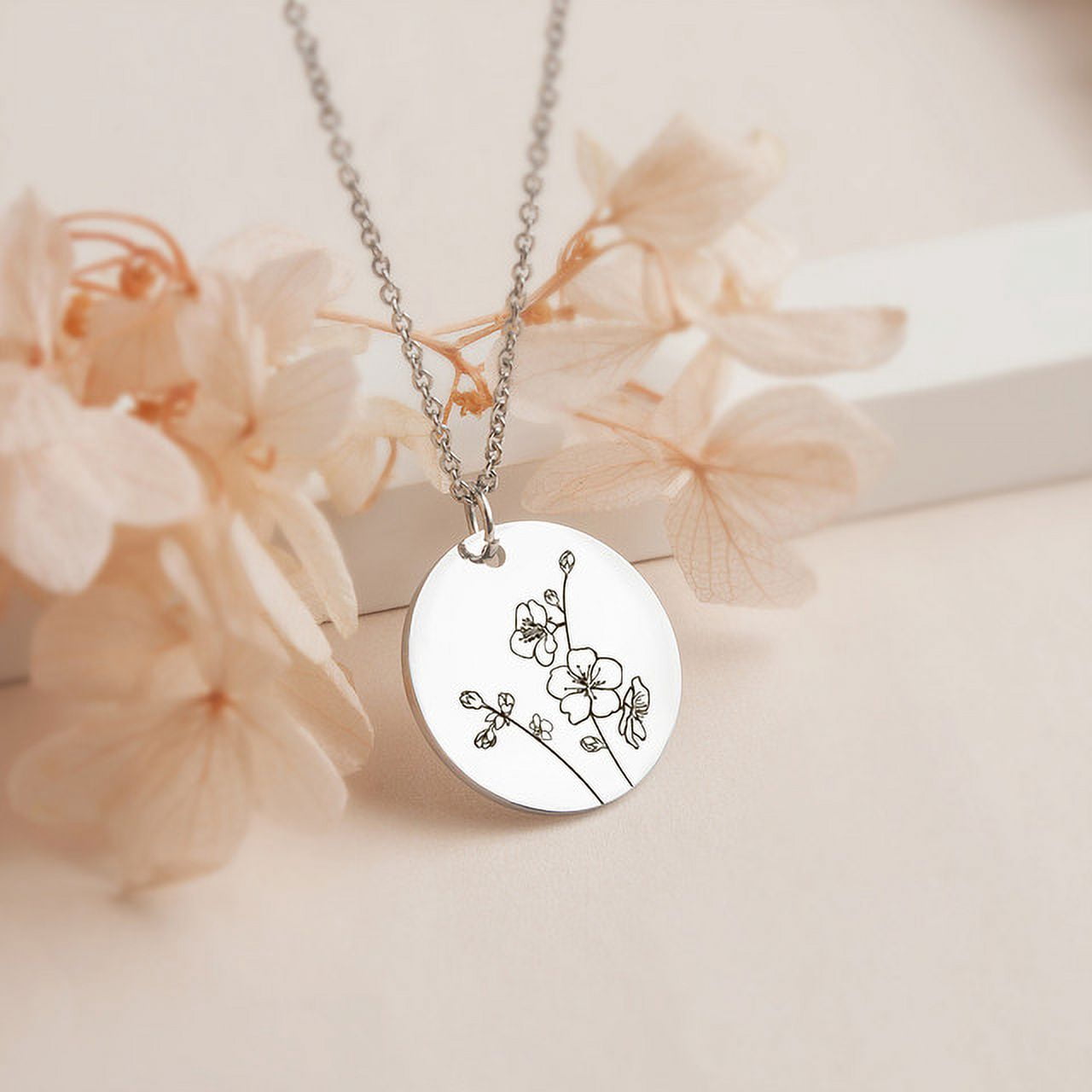Birth Flower Necklace for Mom - Flower Necklace Personalized - Birth Flower Necklace Gold - Birth Flower Jewelry - Birth Flower Gift