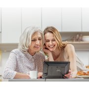 Aluratek ADMPF310F - 10.1 Digital Photo Frame with Automatic Slideshow and 4GB Built-In Memory (1024 x 600 resolution, 16:9 Aspect Ratio)