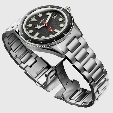 spinnaker cahill diver