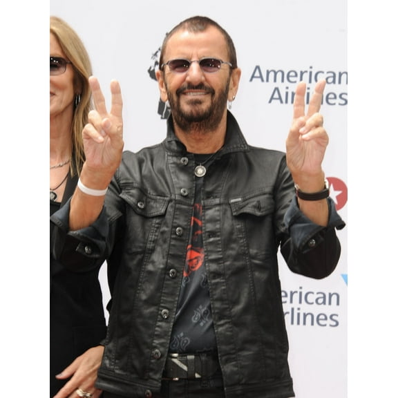 Ringo Starr At A Public Appearance For Ringo Starr Celebrates 75Th Birthday With #Peaceandlove Salute, Capitol Records Tower In Hollywood, Los Angeles, Ca July 7, 2015. Photo By Dee CerconeEverett