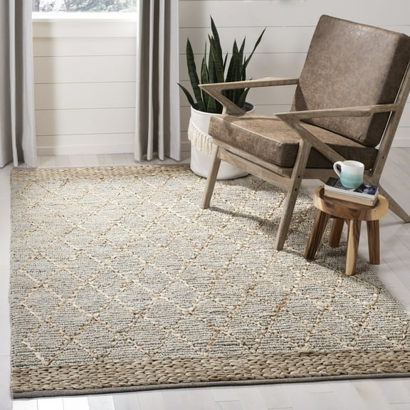 SAFAVIEH Natural Fiber Ingram Geometric Area Rug, Silver, 4' x 6'