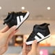 thumbnail image 3 of Zapatos De Bebé De Moda Para Recién Nacidos , Niñas , Zapatillas De Deporte De Suela Suave Antideslizantes , Ajuste Para 0 A 18 Meses, 3 of 4