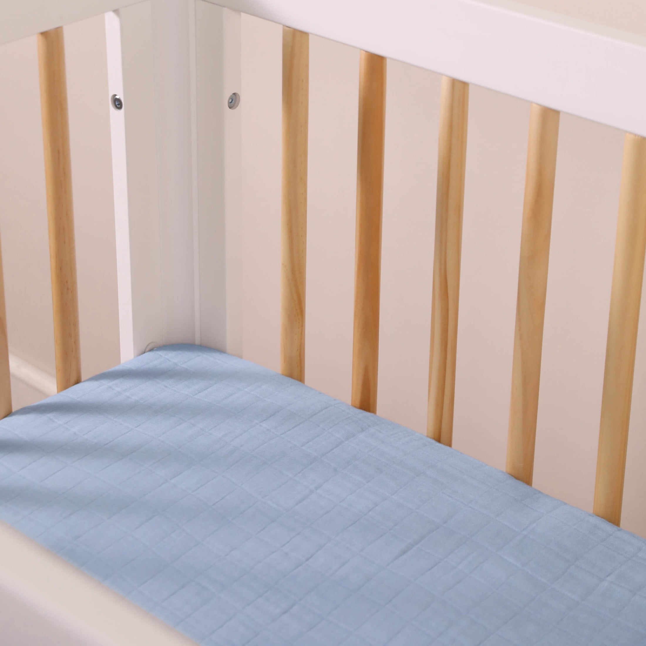 Babyletto Mini Crib Sheet in GOTS Certified Organic Muslin Cotton