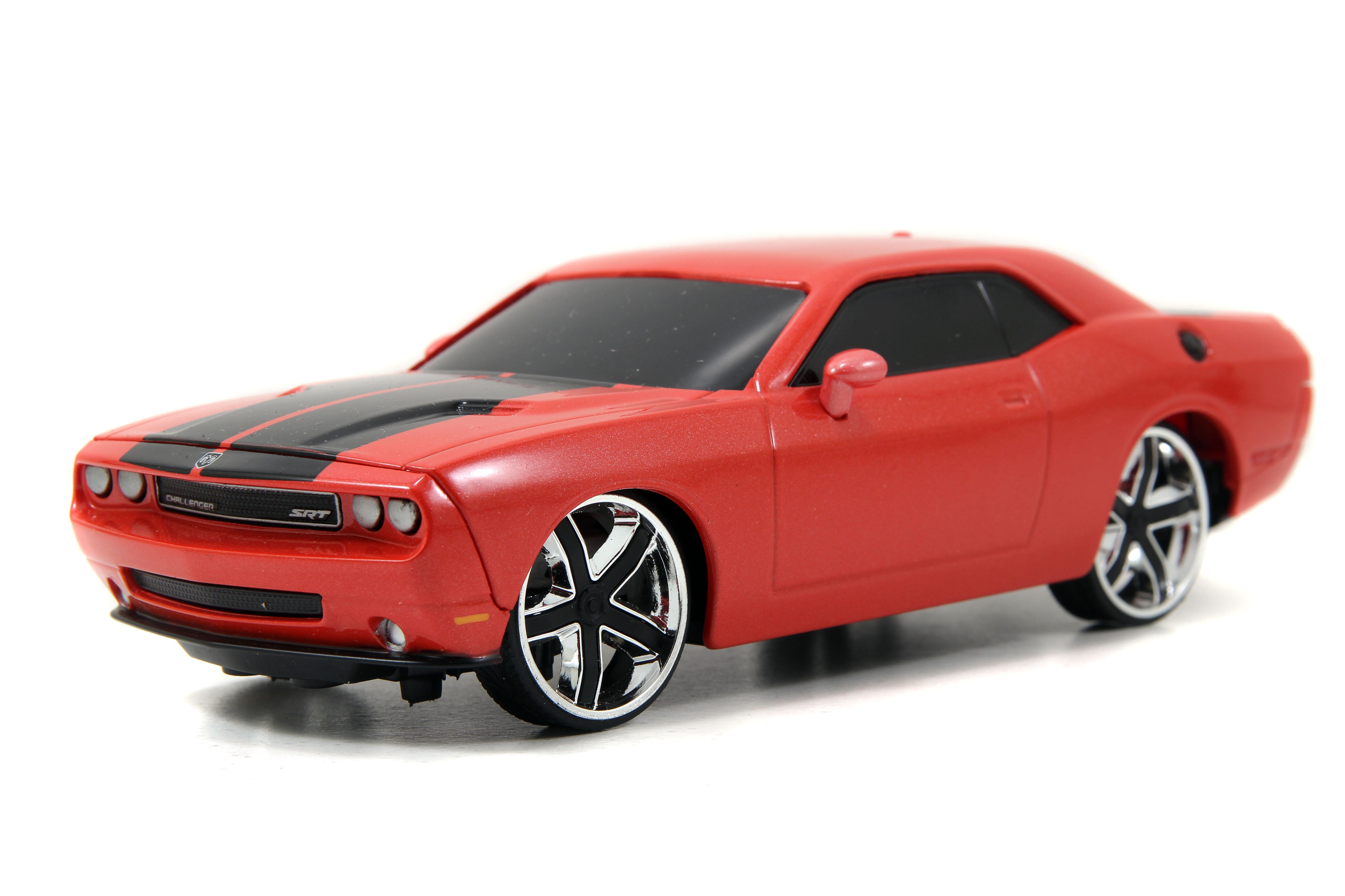 1:24ワイスピ 2008 DODGE CHALLENGER SRT8 Amazon.com: Maisto 1:24 Scale 2008 Dodge Challenger SRT8