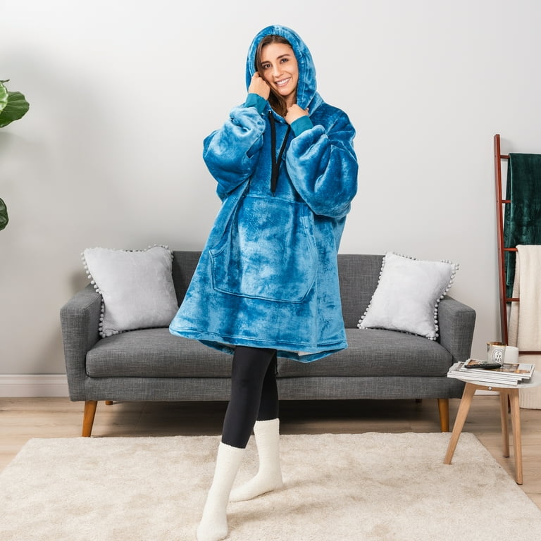 PAVILIA Blanket Hoodie for Women Teal Sherpa Wearable Blanket Men Cozy Oversized Sweatshirt Blanket Warm Fleece Hooded Blanket Sweater with Sleeves and Giant Pocket Teal Blue Walmart