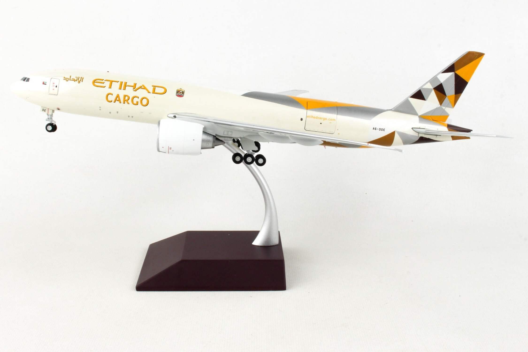 Boeing 777F Commercial Aircraft "Etihad Airways Cargo" Beige with Tail Graphics 1/200 Diecast Model Airplane by GeminiJets