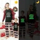 thumbnail image 1 of Pijamas familiares a juego de Navidad, conjunto de pijamas luminosos, árbol de Navidad, cornamenta, cuadros rojos, 1 of 3