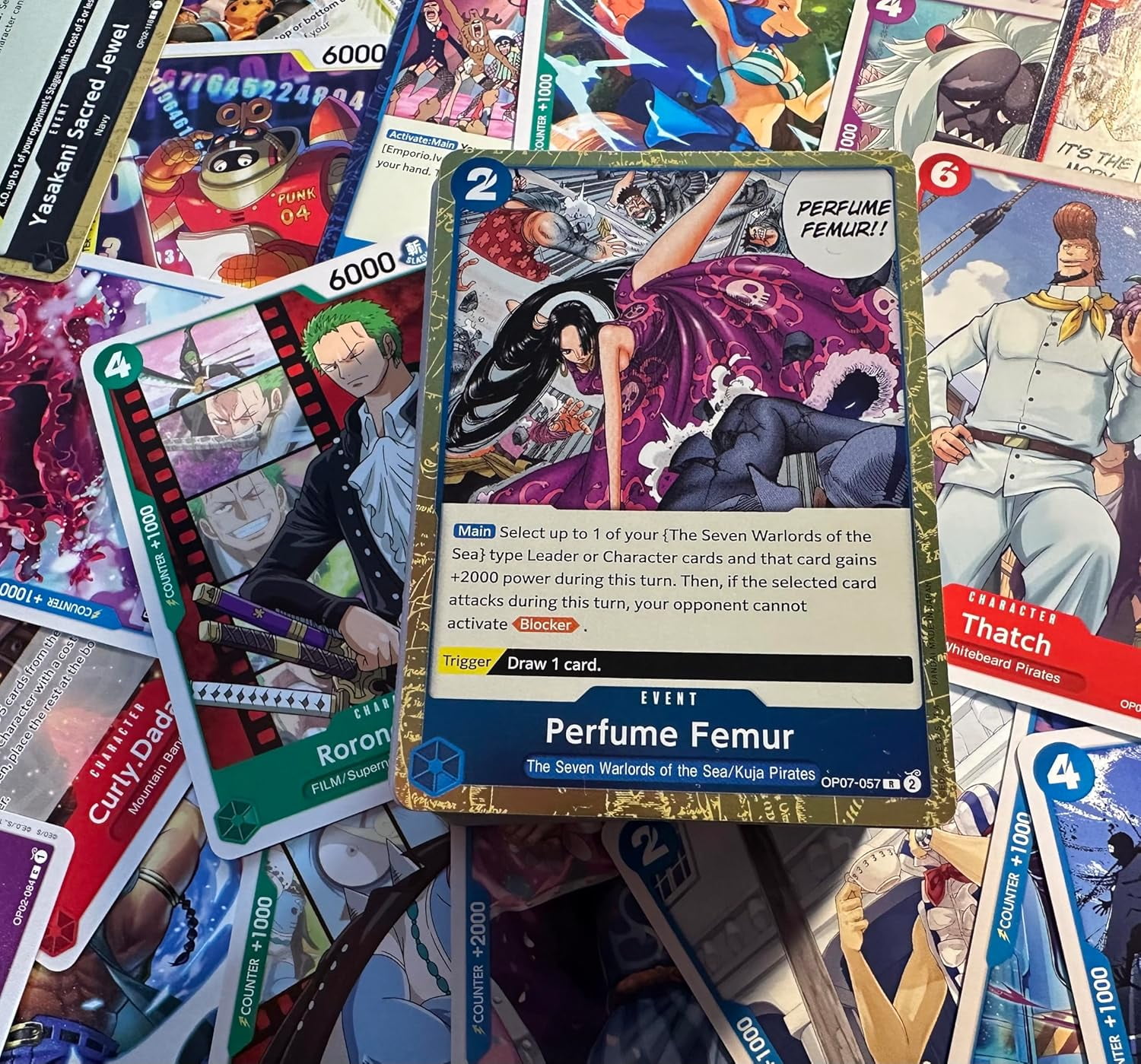 ONE PIECE - メモリアルコレクション　1000パック ONE PIECE CARD GAME - EXTRA BOOSTER MEMORIAL COLLECTION EB