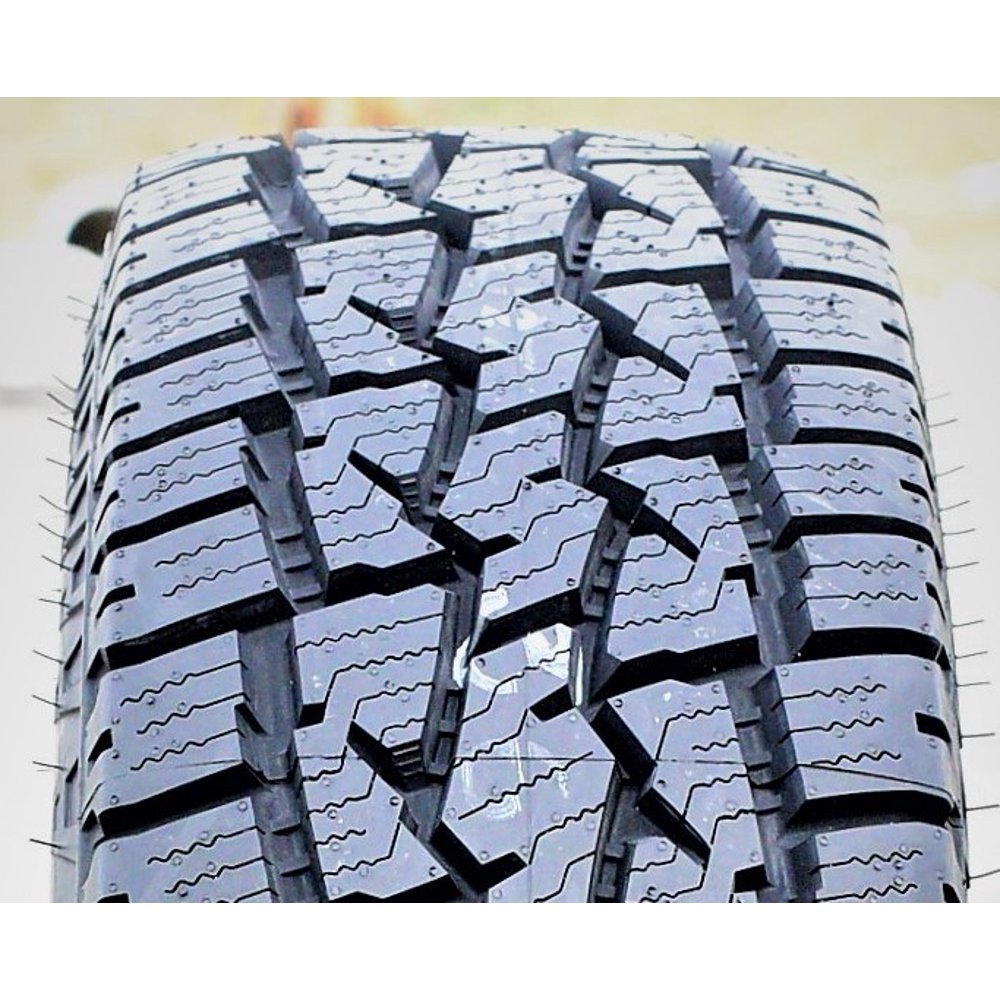 Dean Tires Back Country SQ4 All Terrain LT 285/75R18 129/126S Load E
