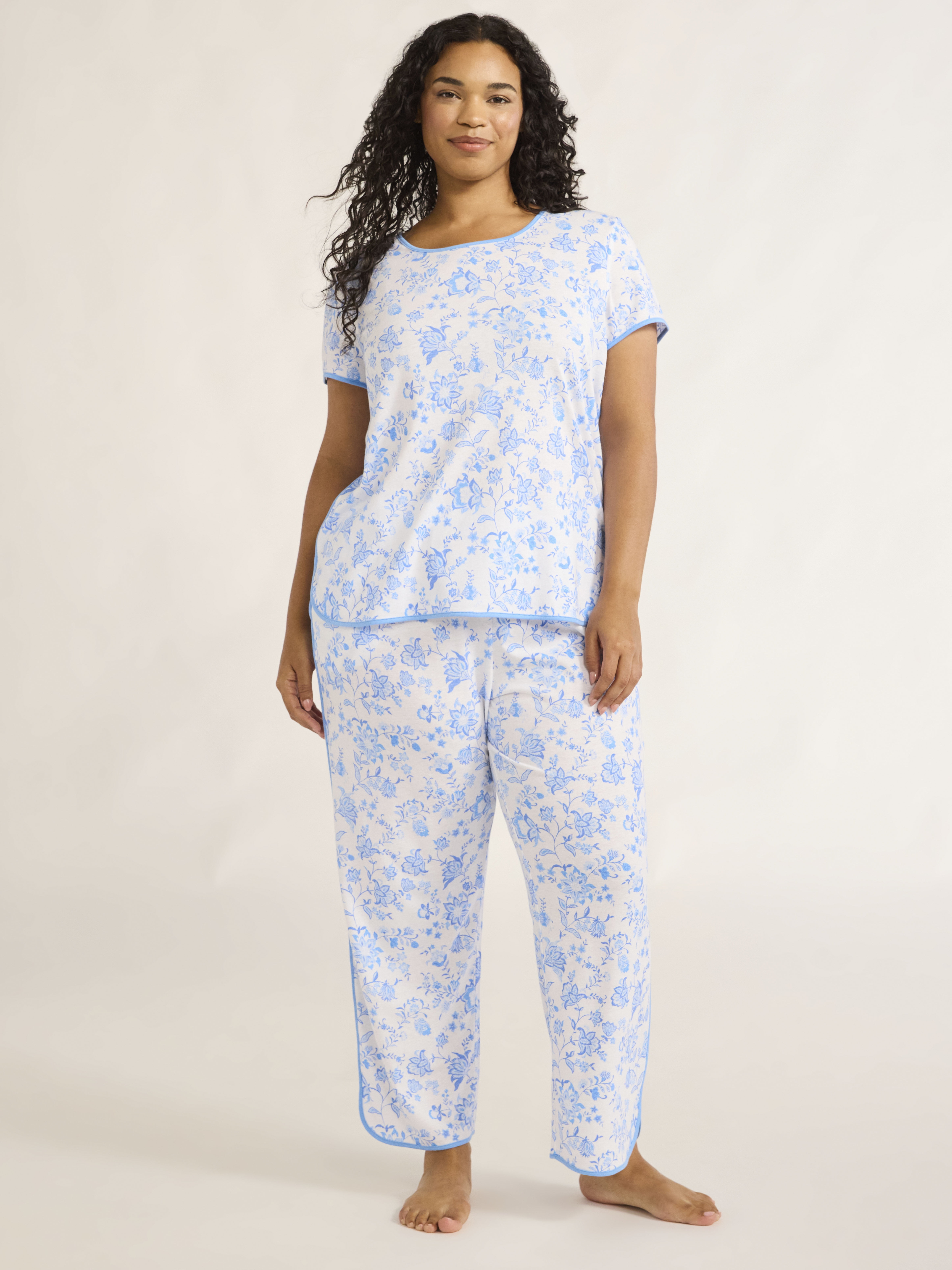Joyspun Women's and Women’s Plus Lightweight Sleep Tee and Pants Set, 2-Piece, Sizes XS to 3X