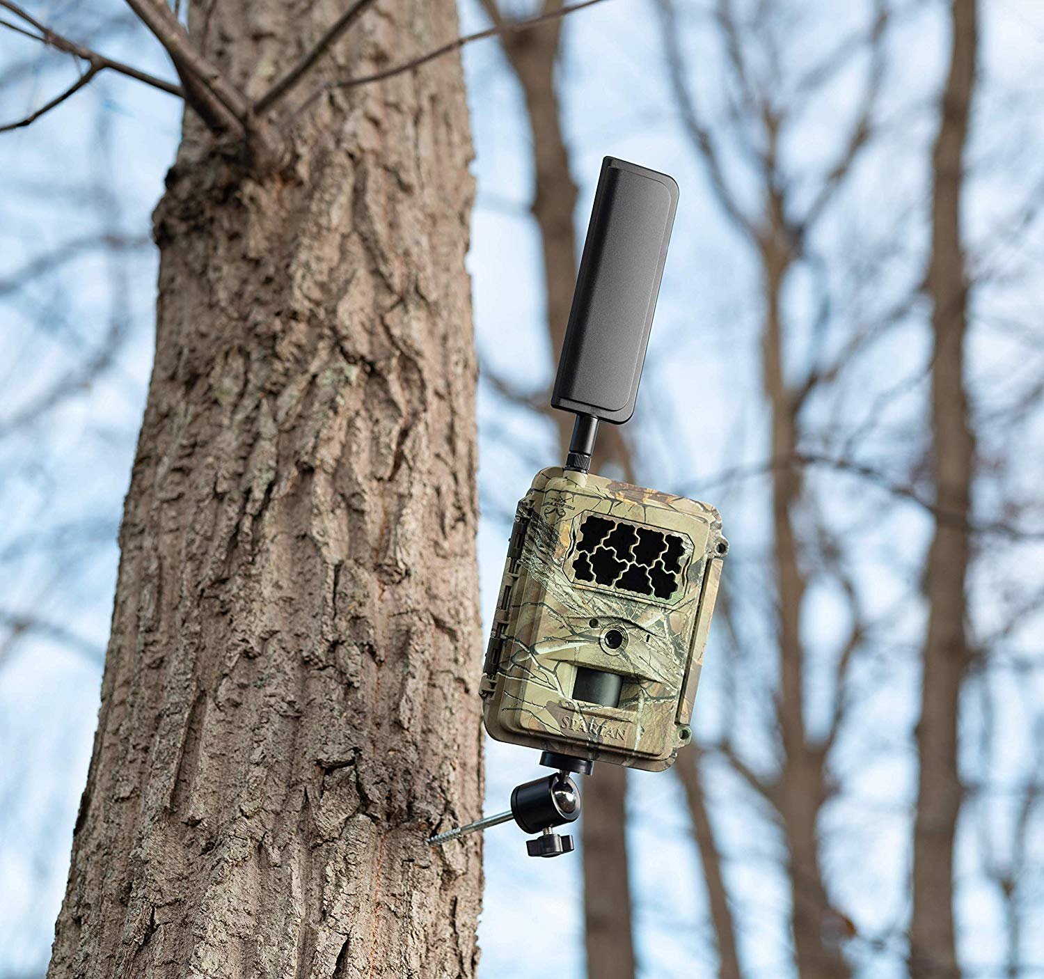 Spartan 4G LTE GoCam Wireless Trail Camera with Mount Verizon LTE, Realtree Camo
