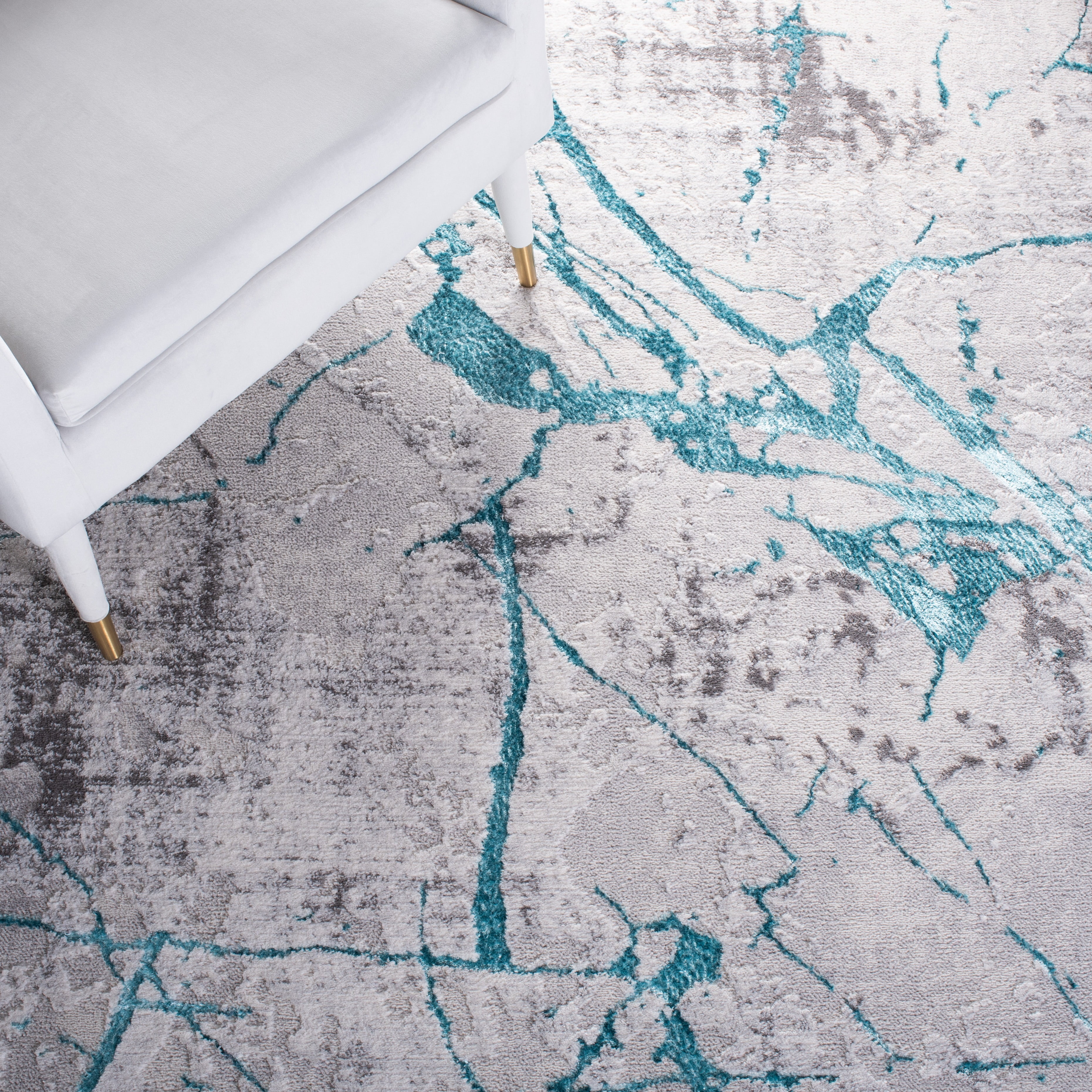 SAFAVIEH Amelia Pemala Abstract Area Rug, Gray/Aqua, 5'5" x 7'7"