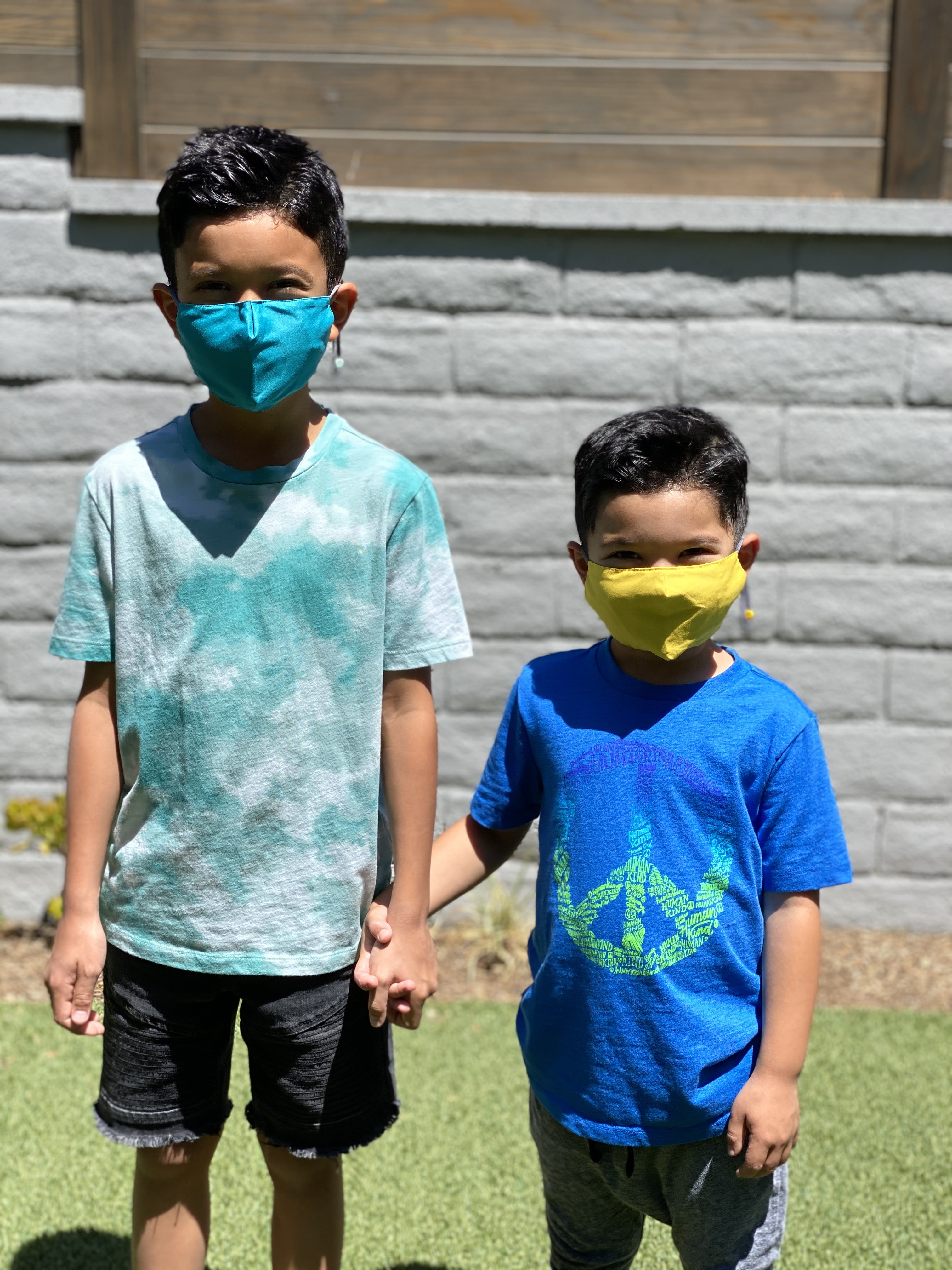 Face Masks for Children - 5 Pack of Kids Face Mask, Dual Layer Cotton Fabric, Wire Nose Bridge for a Sealed Fit, Washable and Reusable, Adjustable Ear Loops, Contoured Design for a Comfortable Fit