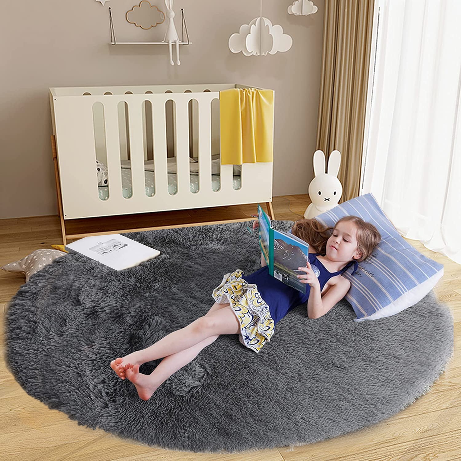 FJZFING Grass Green Round Rug Ultra-Soft Plush Modern 5x5 Circle Area Rug  for Kid's Bedroom, Fluffy Shag Circular Rug for Nursery Room, Cute Grass