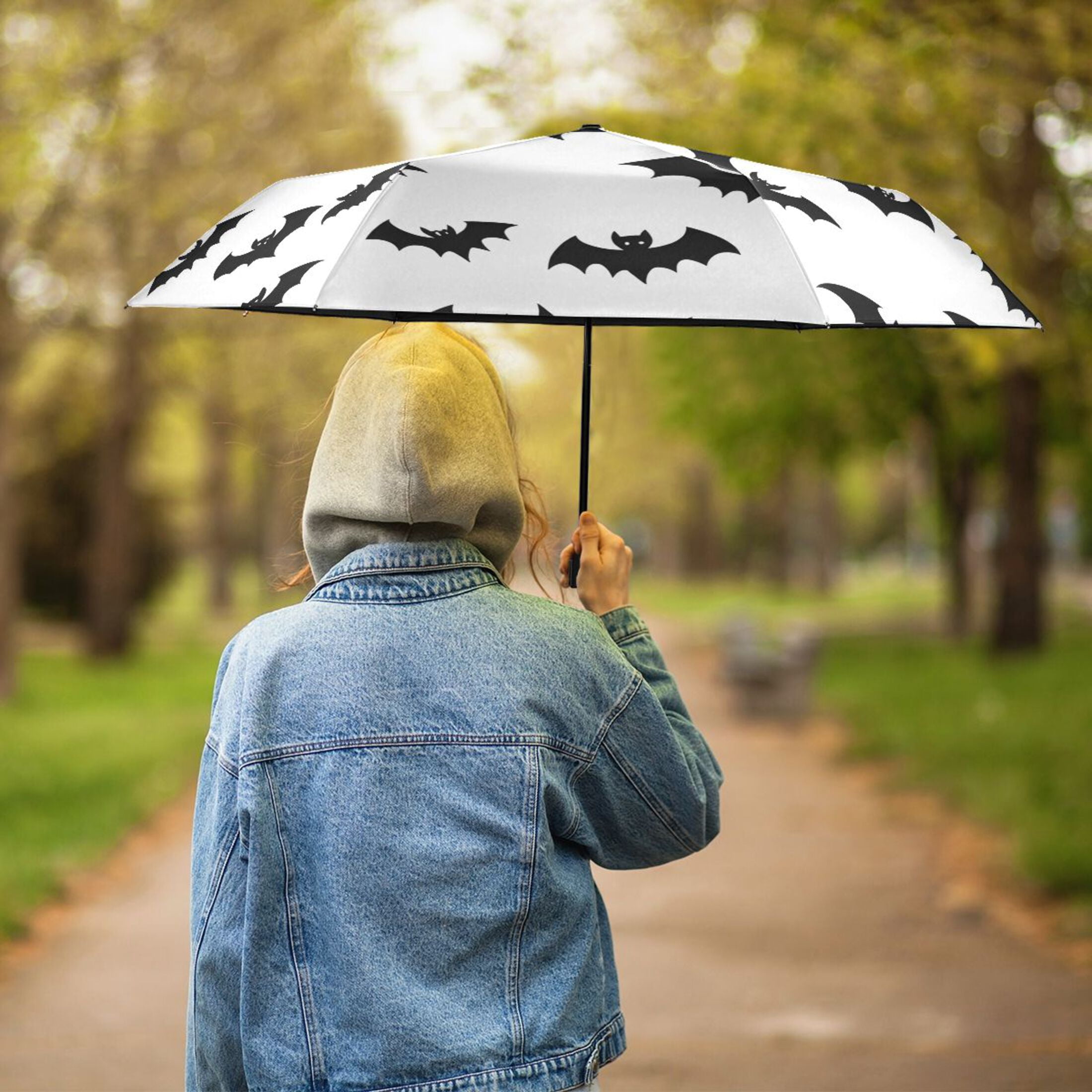 ALAZA Bat Silhouettes UPF 50+ Compact Folding Umbrella for Rain Travel Umbrella Packable