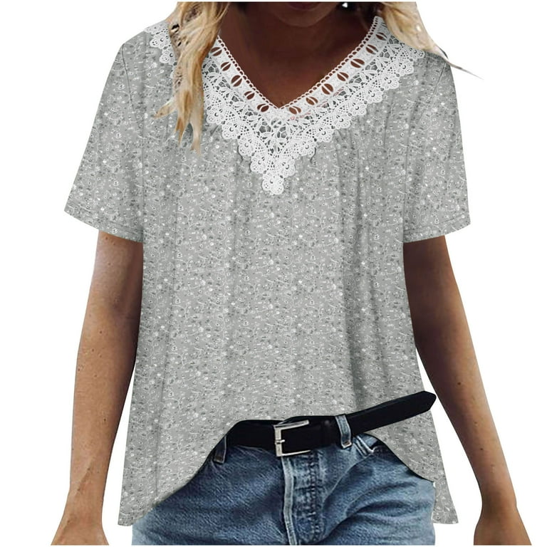 Printed Short-Sleeved Lace Stitching V-Neck T-Shirt Printed Short-Sleeved Lace Stitching V-Neck T-Shirt