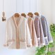 thumbnail image 4 of Ropa interior térmica para mujer, tops de invierno de color sólido, franela gruesa con forro polar añadido, talla grande, manga larga, ropa cálida para el hogar, top de poliéster para mujer, 4 of 8