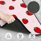 thumbnail image 3 of Fotbe Strawberry Juego de 4 Tapetes para Auto con Estampado – Alfombrillas de Goma Reforzada, Diseño Antideslizante, Protección para Todo el Año – Vehículos, Autos, Camionetas y SUVs, 3 of 7