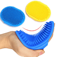 thumbnail image 2 of 4 cepillos de aseo para perros, champú para mascotas, cepillo de baño, masaje relajante, peine de goma con mango de anillo ajustable para perros y gatos de pelo largo y corto, 2 of 5