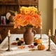 thumbnail image 5 of Ramo de Flores Artificiales de Otoño | Corona de Calabaza con Hojas de Arce para Acción de Gracias | Hojas de Plástico Realistas | Decoración Duradera de Temporada para El Hogar, La Oficina y Hallowe, 5 of 6