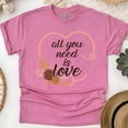 thumbnail image 1 of T-Shirt Graphique All You Need Is Love avec Stéthoscope Design Cœur, Héliconia, Taille 3TG, 1 of 6