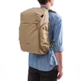 thumbnail image 3 of Funda de cámara Shimoda Urban Explore 25 L Boa Khaki para portátil de 16 pulgadas, 3 of 9