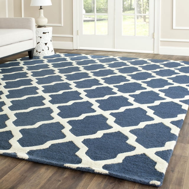 Safavieh Cambridge Liam Geometric Area Rug