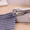 thumbnail image 5 of Máquina de coser de mano, máquina de coser portátil de costura rápida, mini máquina de coser de mano, máquina de coser portátil adecuada para el hogar (blanco), 5 of 5